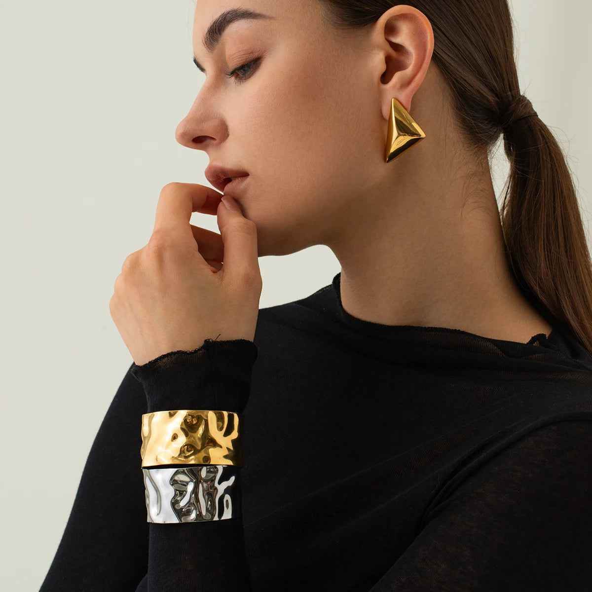 Zara Cuffs - RIYOVA Jewelry