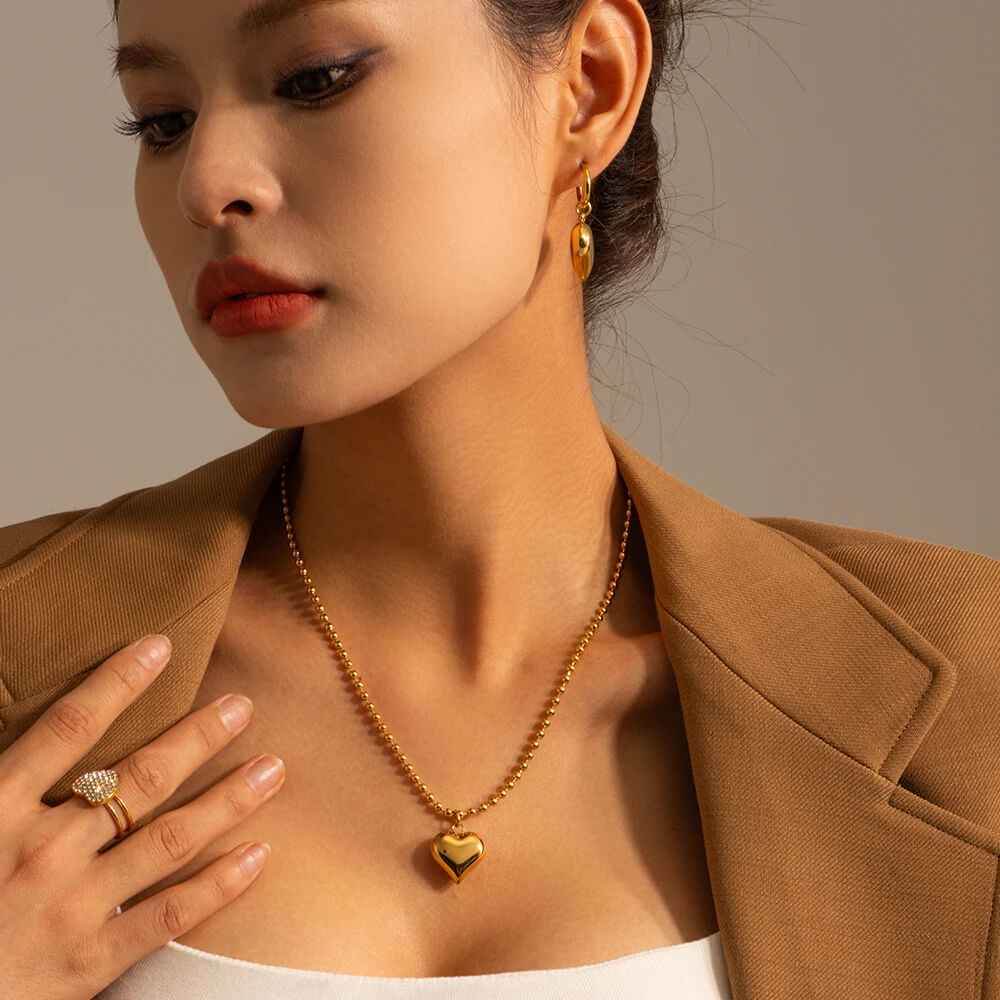 Cora Necklace - RIYOVA Jewelry