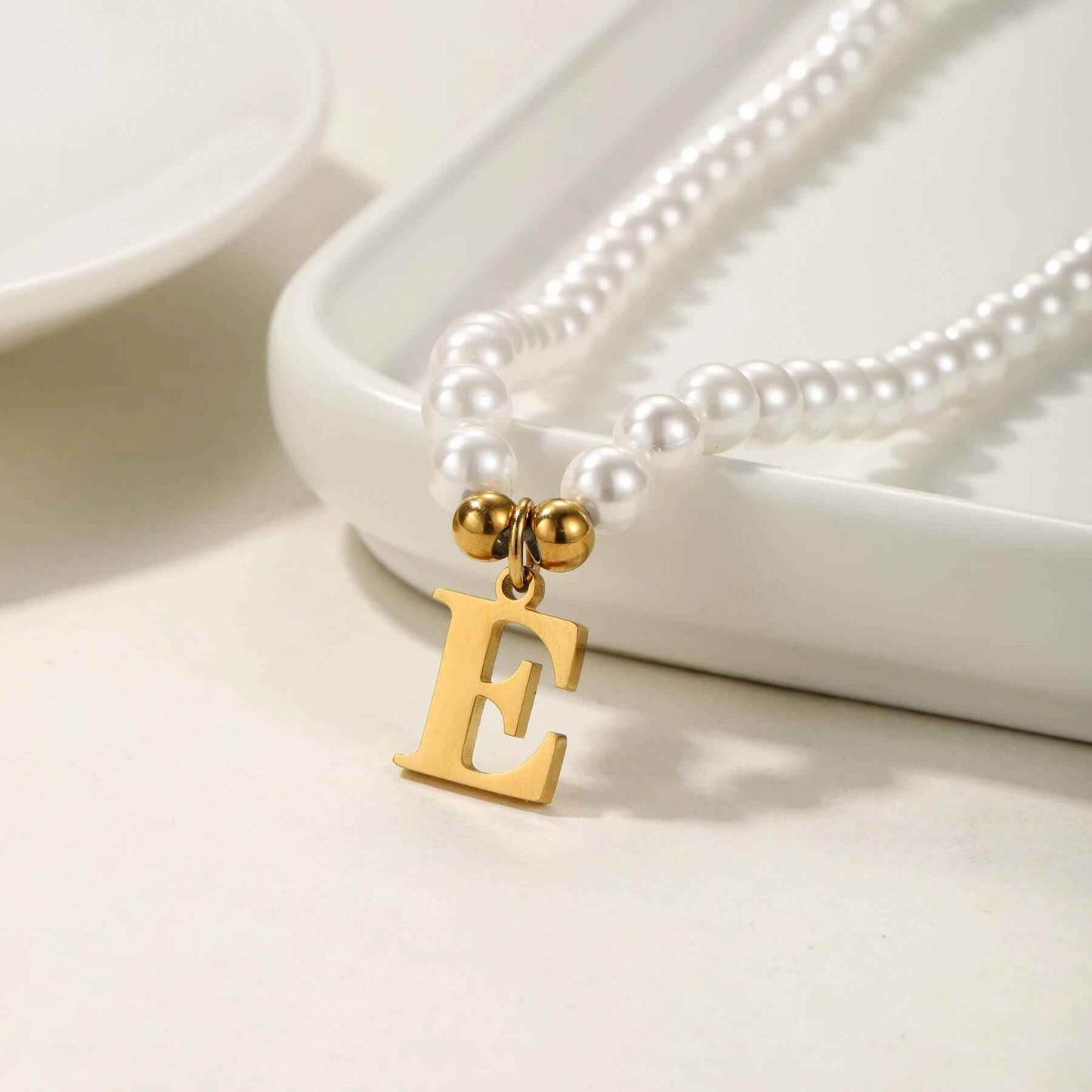 Personalized RIYOVA Initial Pearl Necklace - RIYOVA Jewelry