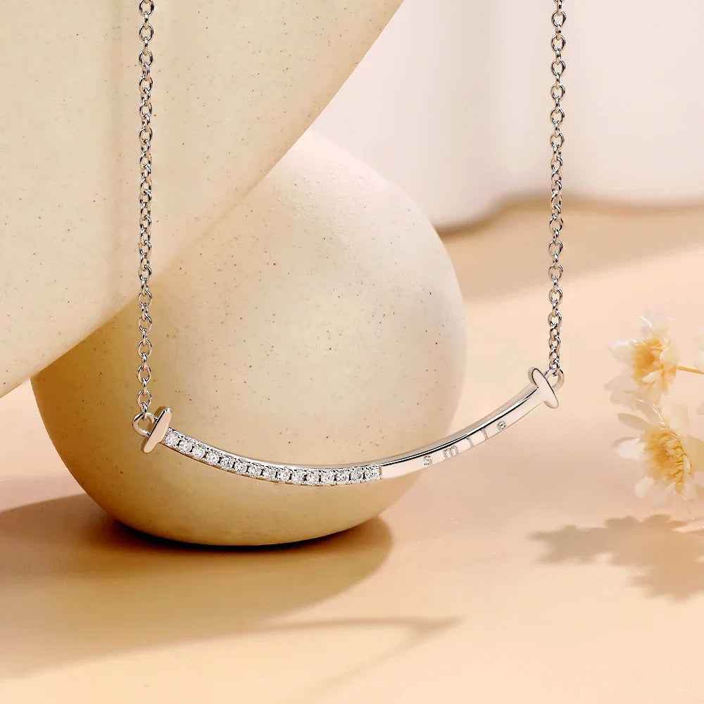 Mejuri Moissanite Necklace - RIYOVA Jewelry