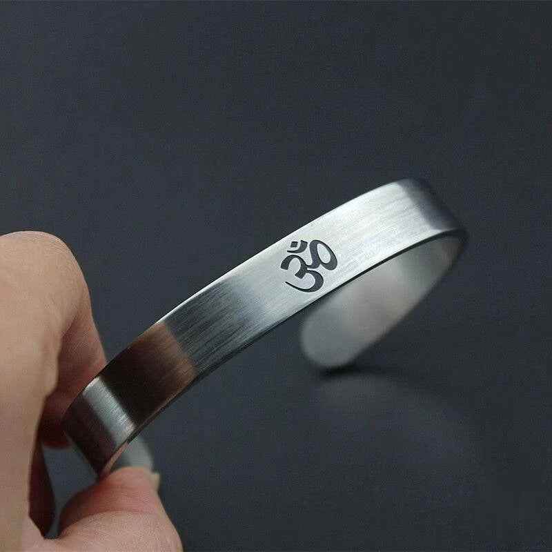 Shakti Om Bracelet - RIYOVA Jewelry