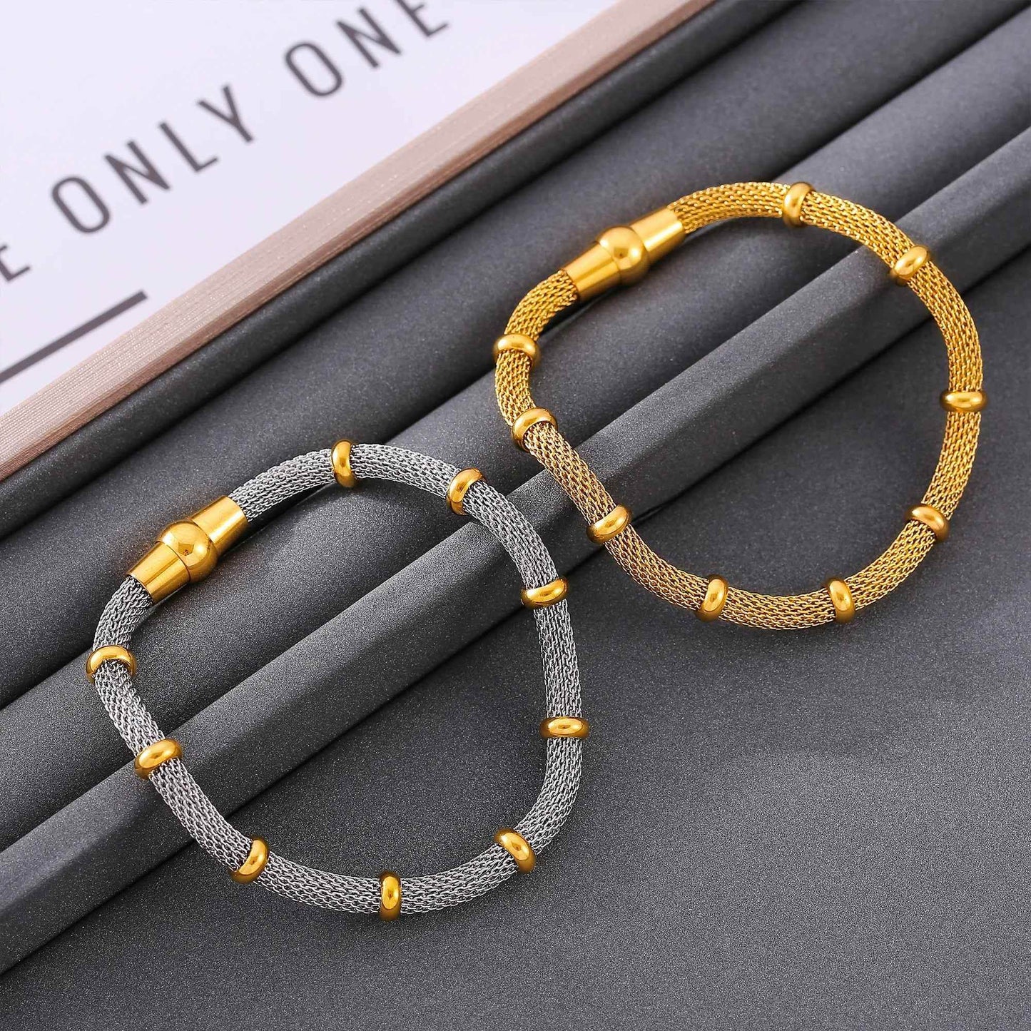 Melaina Minimalistic Bracelet - RIYOVA Jewelry