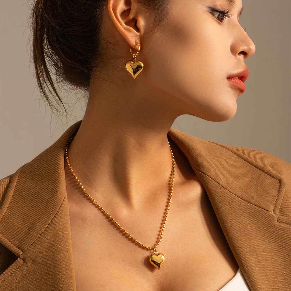 Cora Necklace - RIYOVA Jewelry