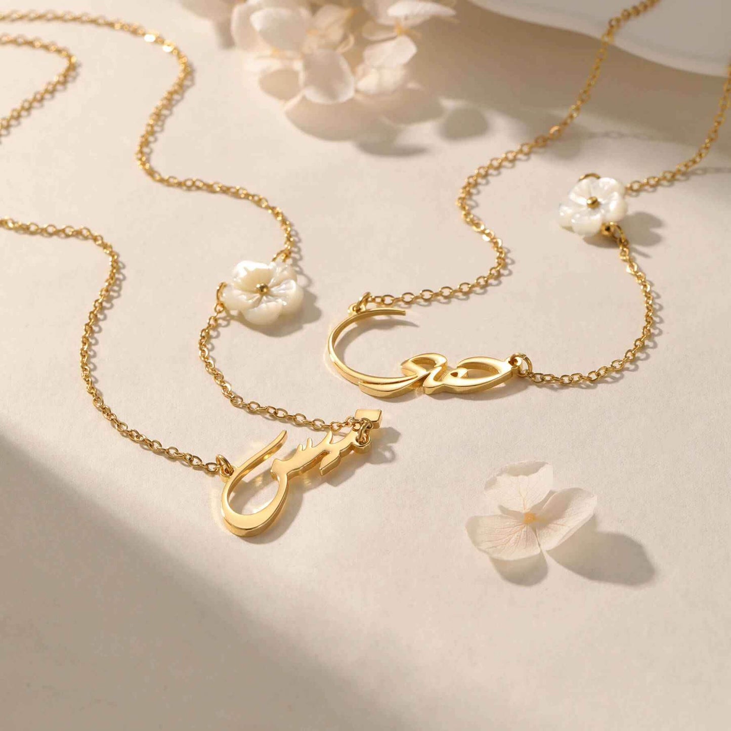 Customizable Mother of Pearl Flower Necklace - RIYOVA Jewelry