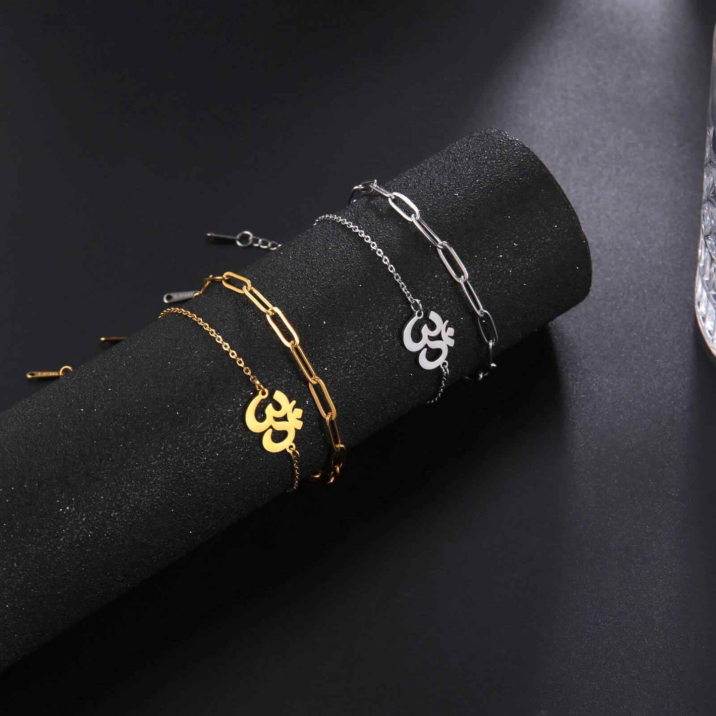 Pure Aura Om Bracelet - RIYOVA Jewelry