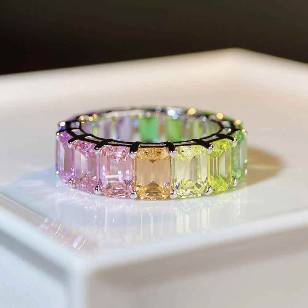 Spectrum Sapphire Ring - RIYOVA Jewelry