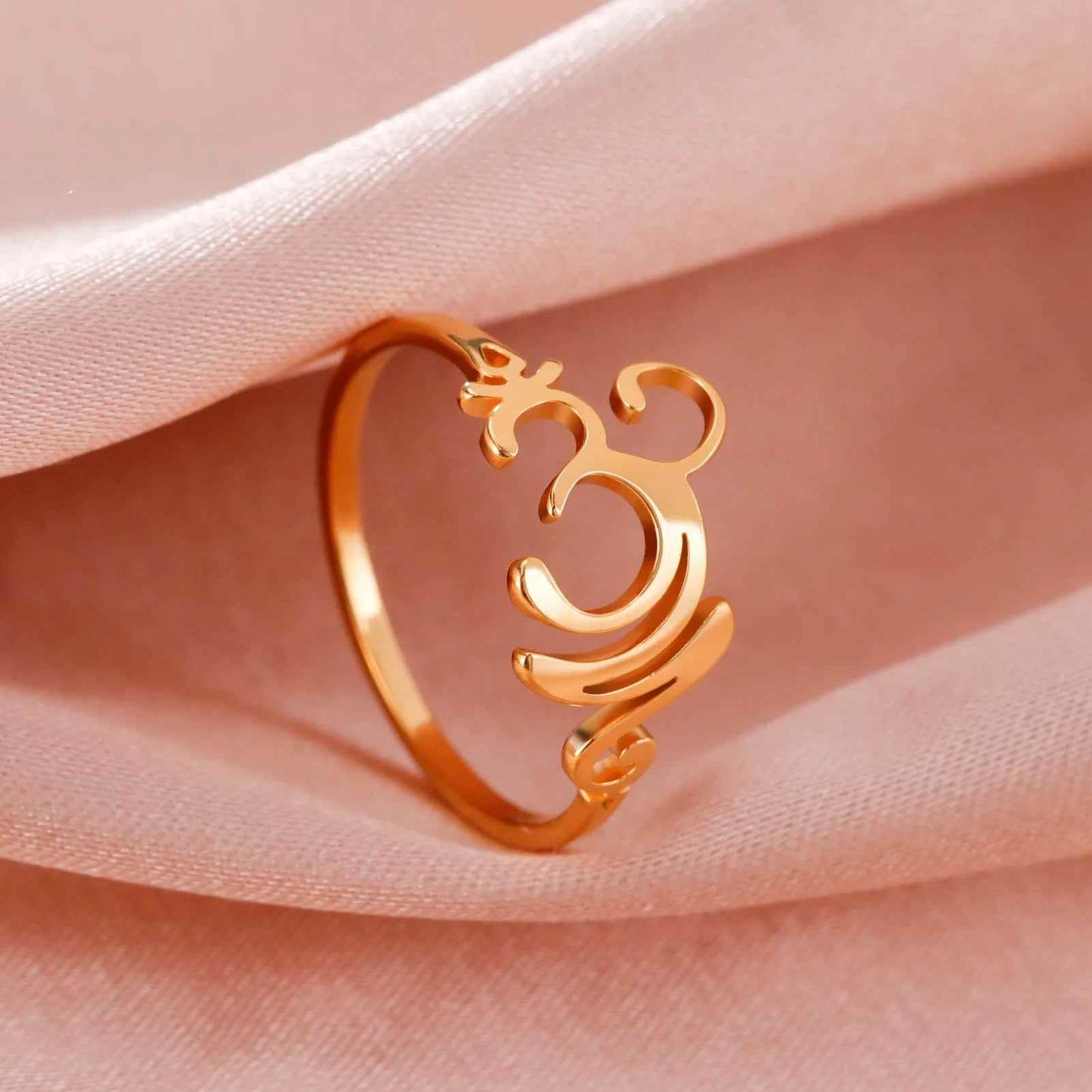 Om Soul Ring - RIYOVA Jewelry