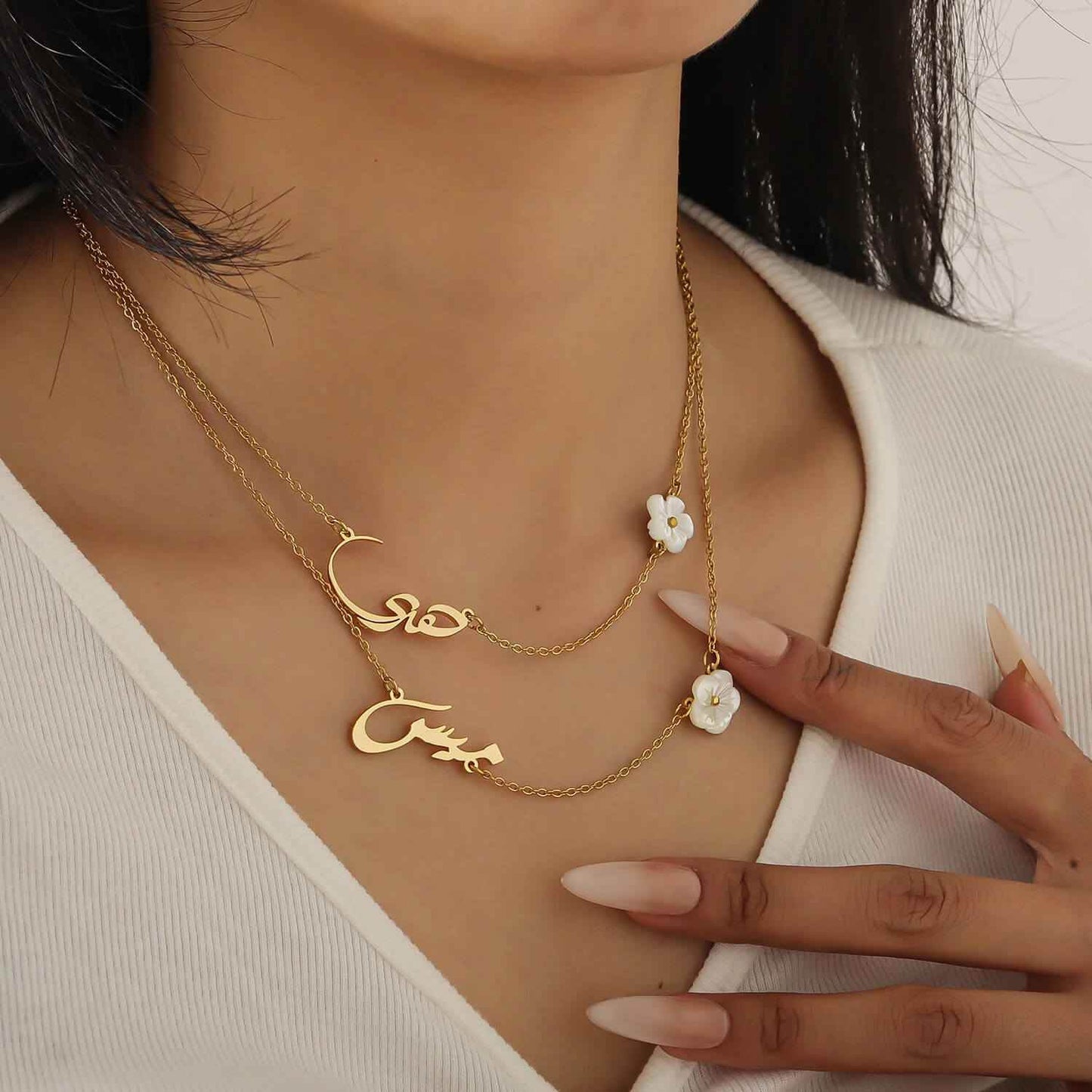 Customizable Mother of Pearl Flower Necklace - RIYOVA Jewelry