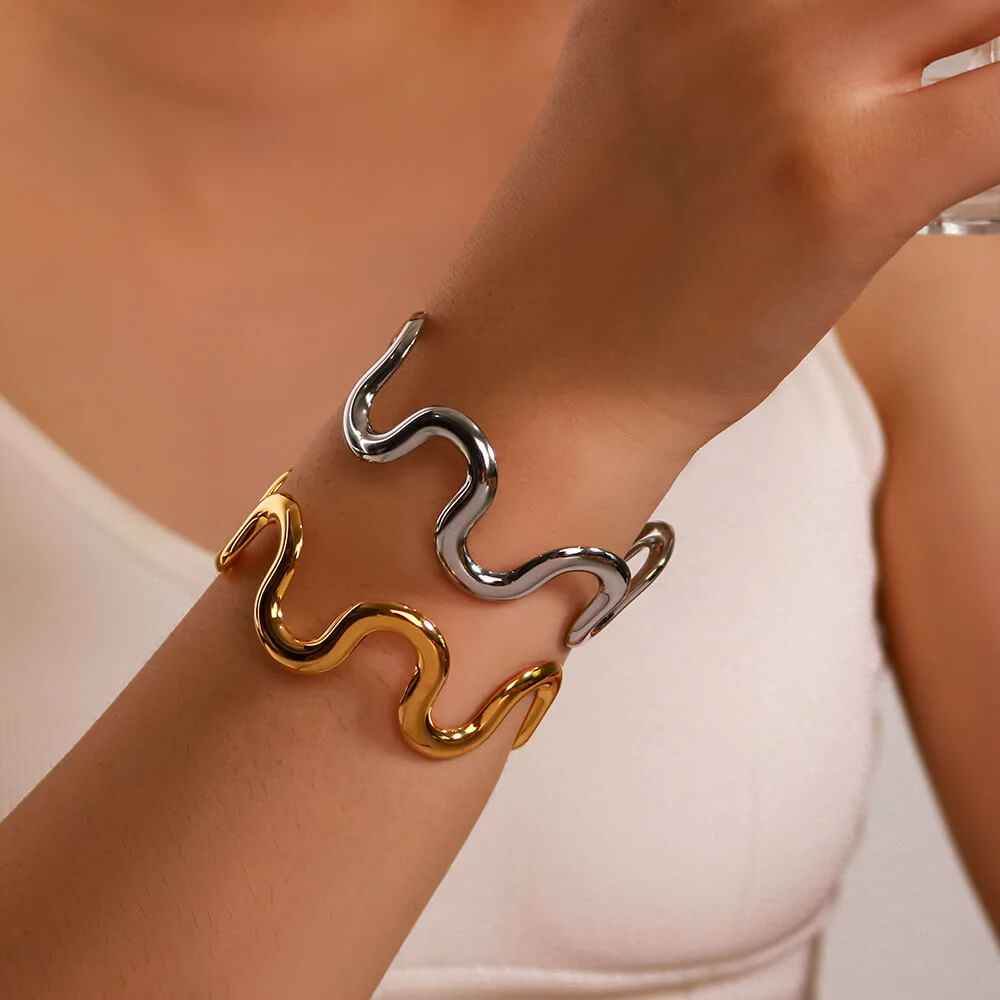 Nadia Tide Bracelet - RIYOVA Jewelry