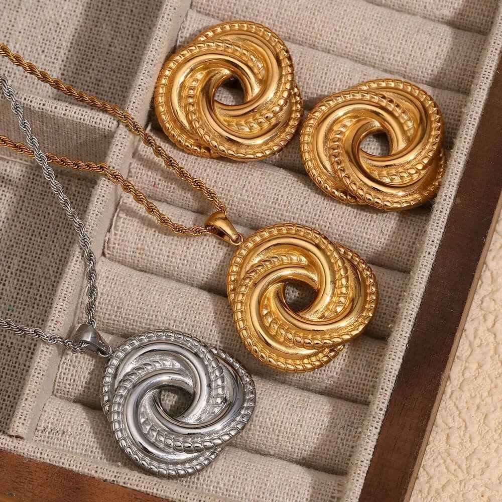 Stardust Necklace - RIYOVA Jewelry