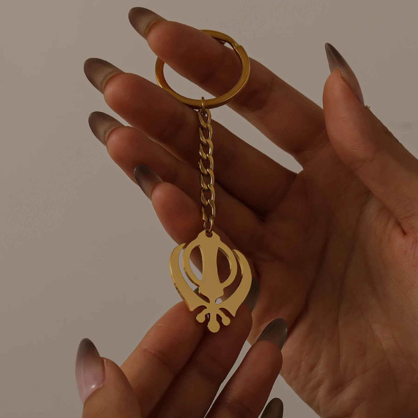 Khanda Sikh Keychain - RIYOVA Jewelry