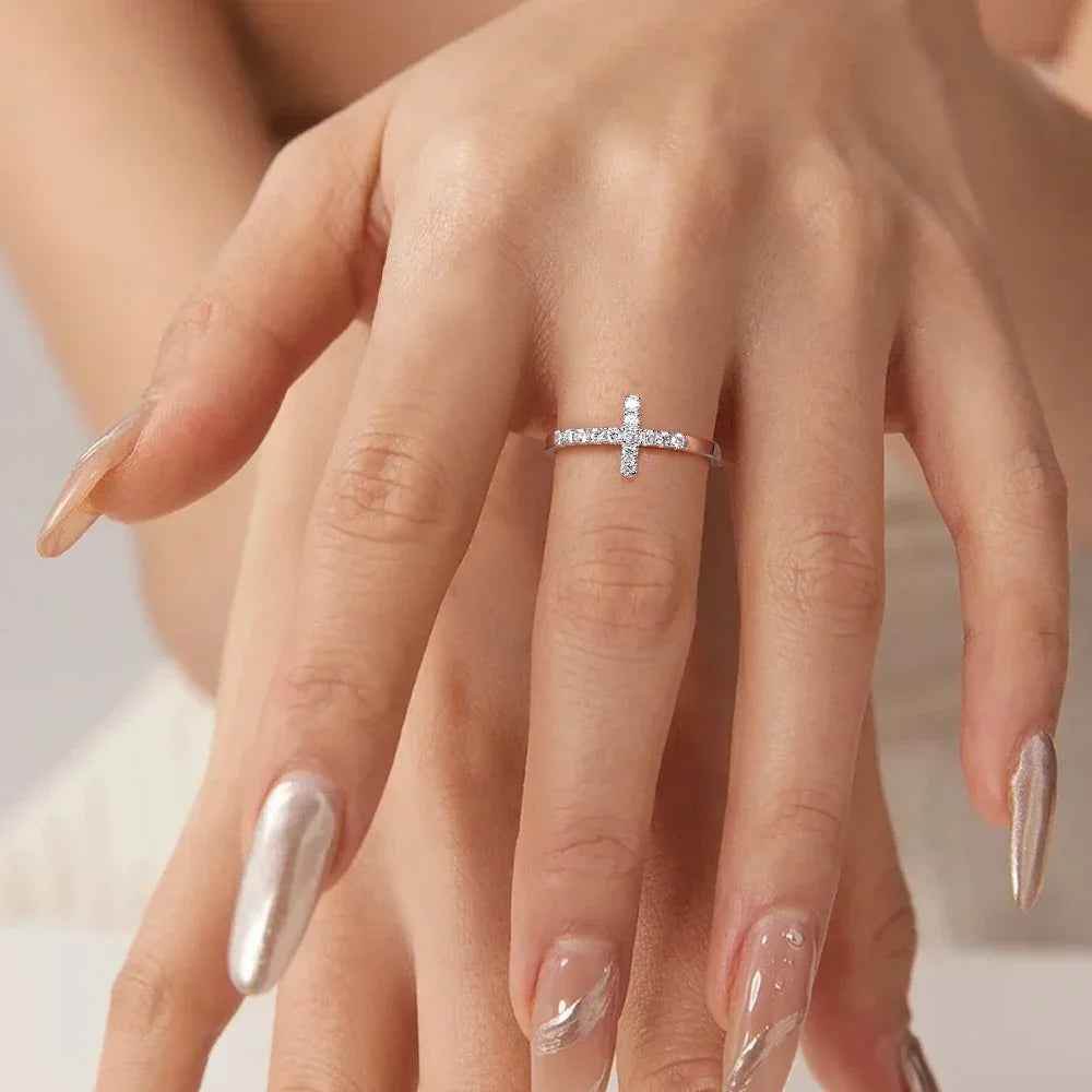 Mabel Moissanite Ring - RIYOVA Jewelry