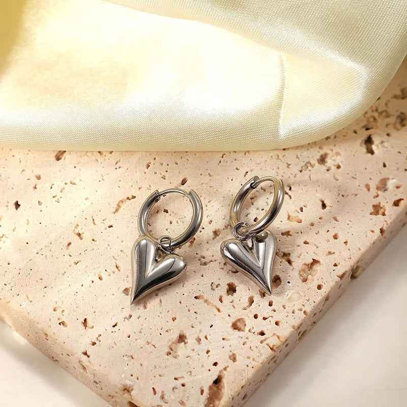 Chic Heart Hoop Earrings - RIYOVA Jewelry
