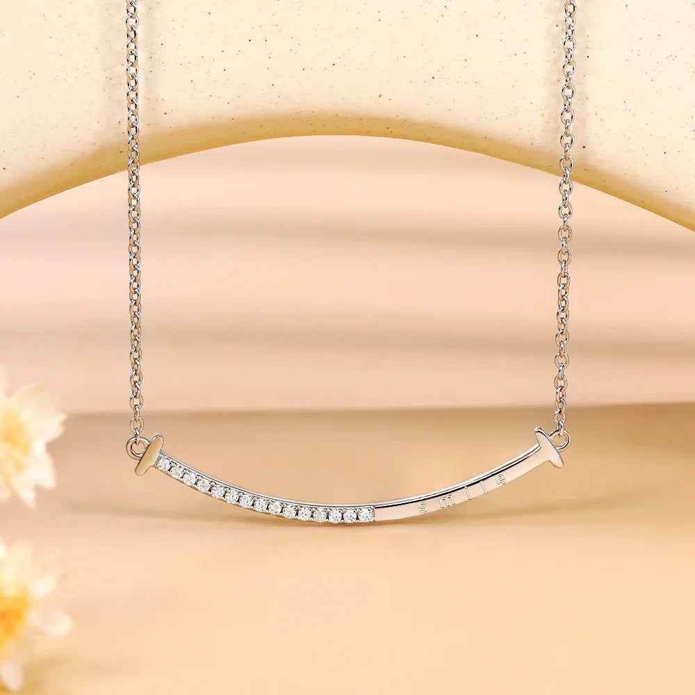 Mejuri Moissanite Necklace - RIYOVA Jewelry