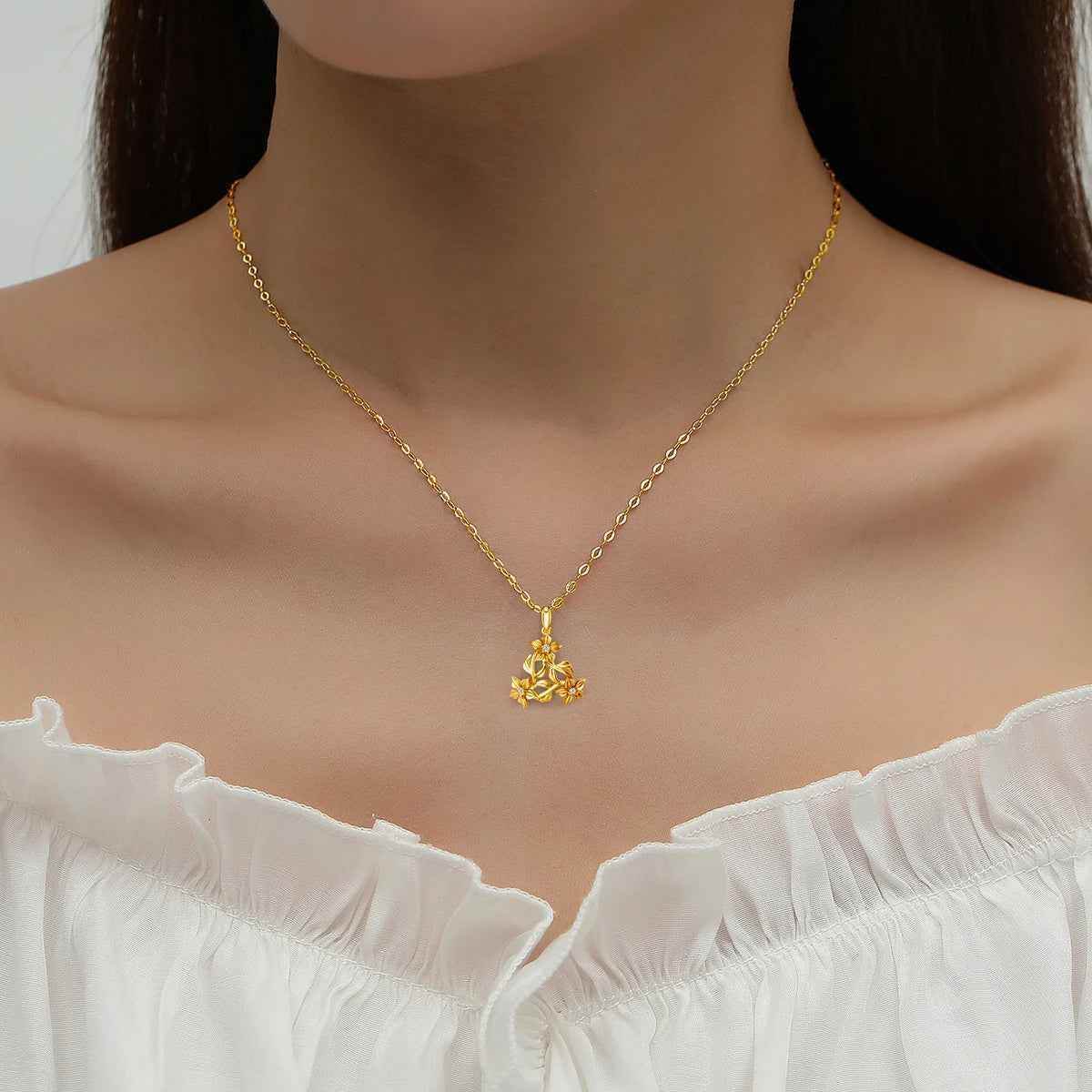 Zinnia Zirconia Necklace - RIYOVA Jewelry