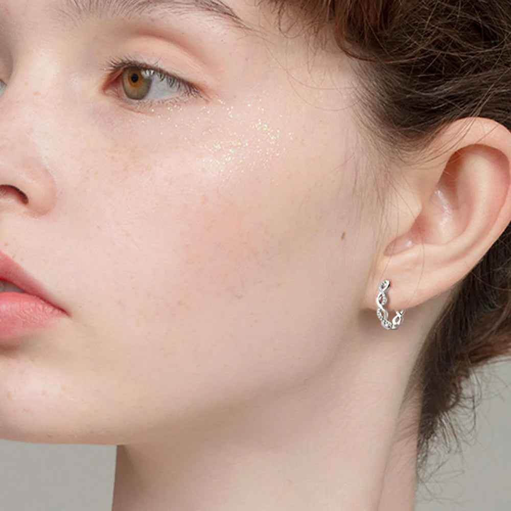 Orla Hoops Earrings - RIYOVA Jewelry