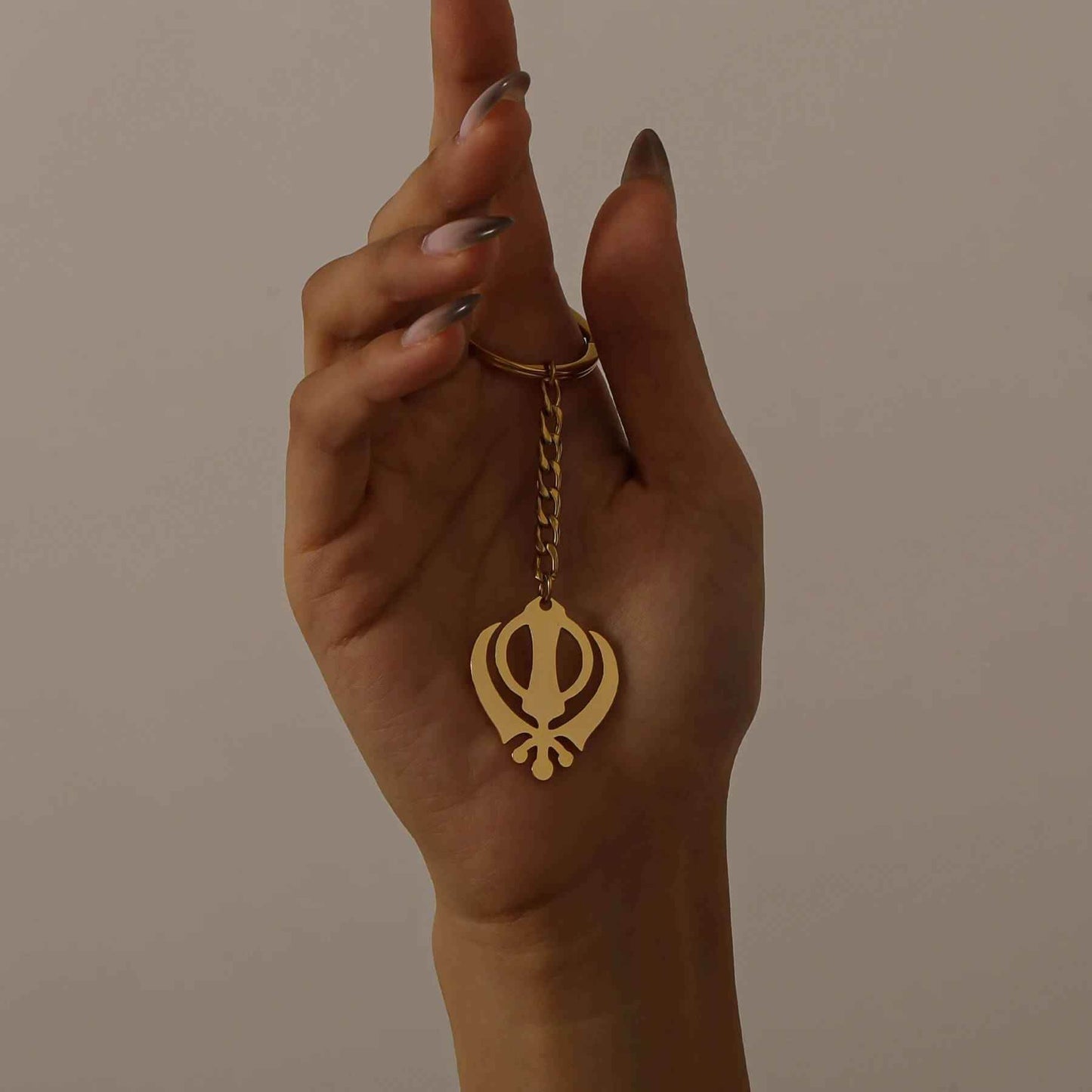 Khanda Sikh Keychain - RIYOVA Jewelry