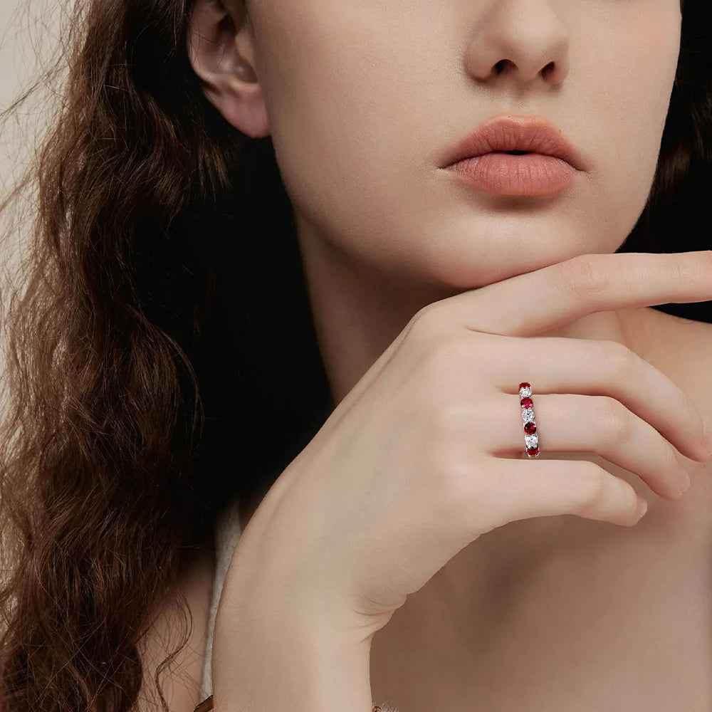 Rubea Moissanite Ring - RIYOVA Jewelry