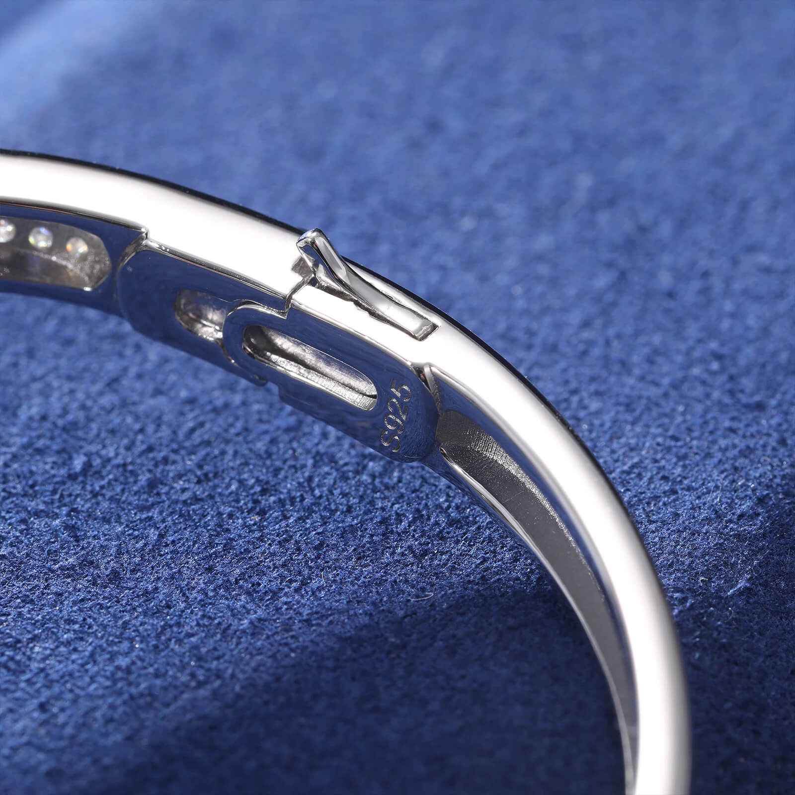 925 Iced Out Clover Bracelet - RIYOVA Jewelry