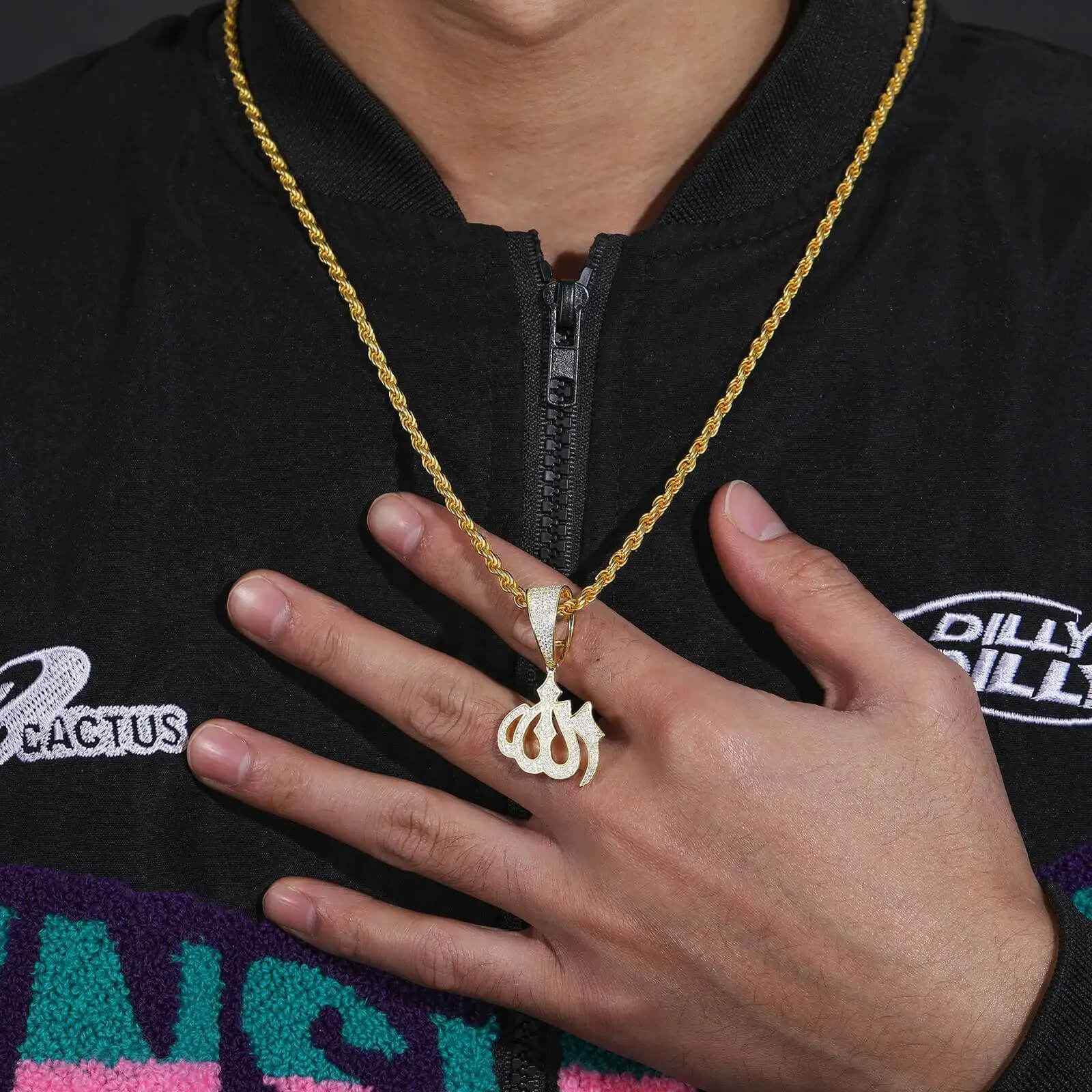 Almighty Aura Moissanite Necklace - RIYOVA Jewelry