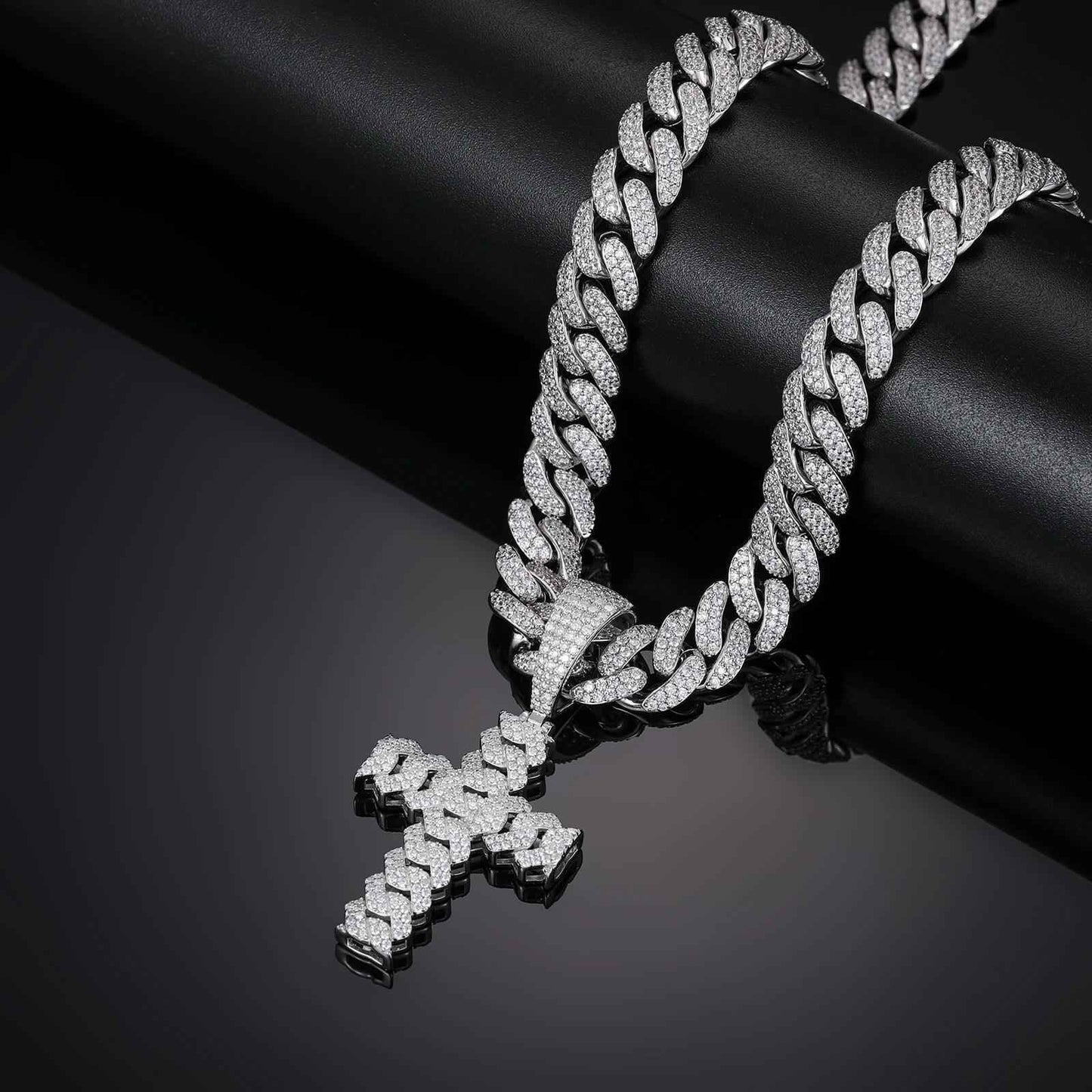 925 Iced Out Hip Hop Criss Pendant - RIYOVA Jewelry