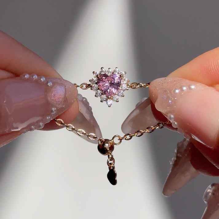 Queen of Hearts Chain Ring - RIYOVA Jewelry