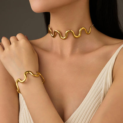 Marina Waves Choker