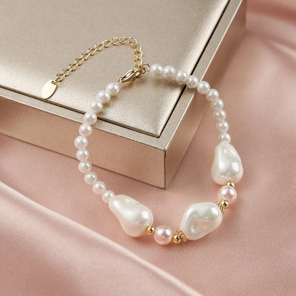 Lustra Pearl Bracelet