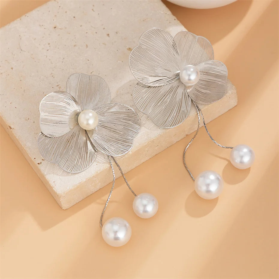 Flower Petal Pearl Earrings