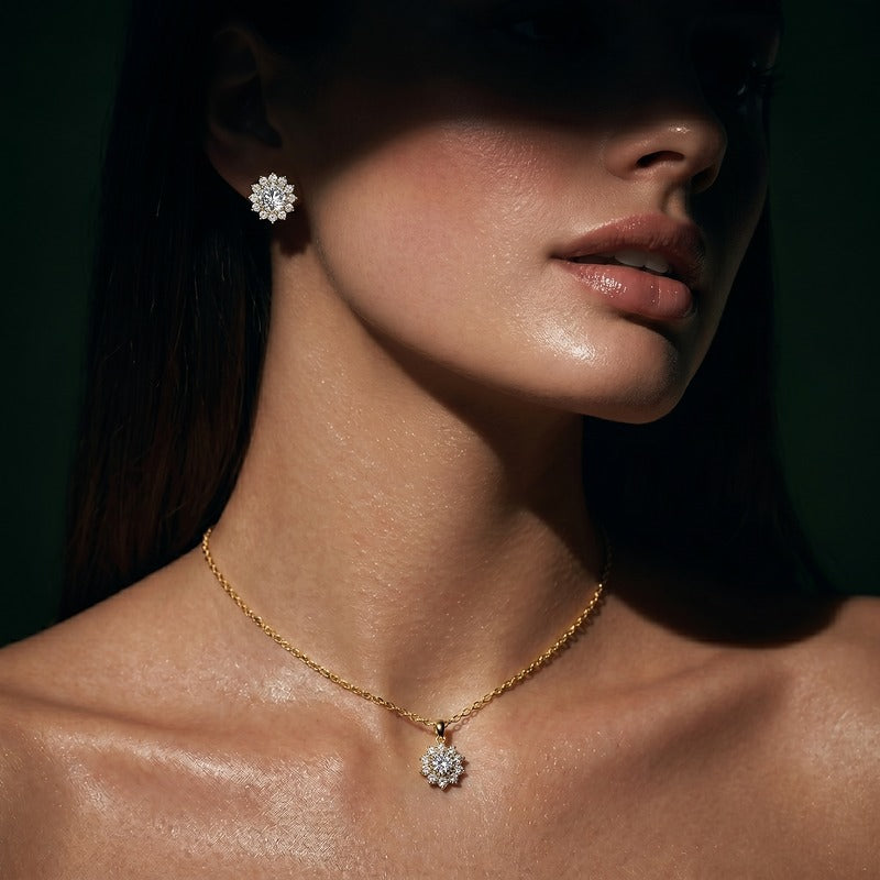 Clover Moissanite Necklace RIYOVA