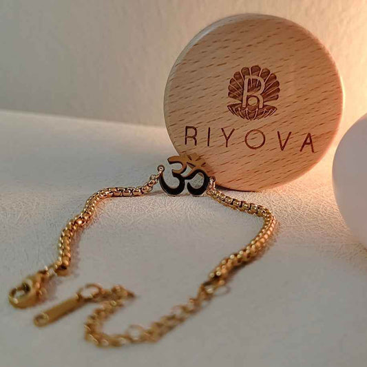 Om Shanti Om Bracelet - RIYOVA Jewelry