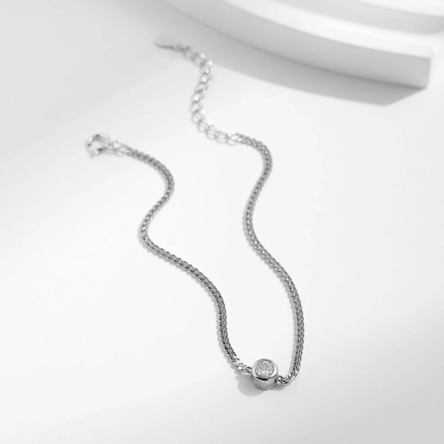 RIYOVA® Moissanite Bezel Bracelet