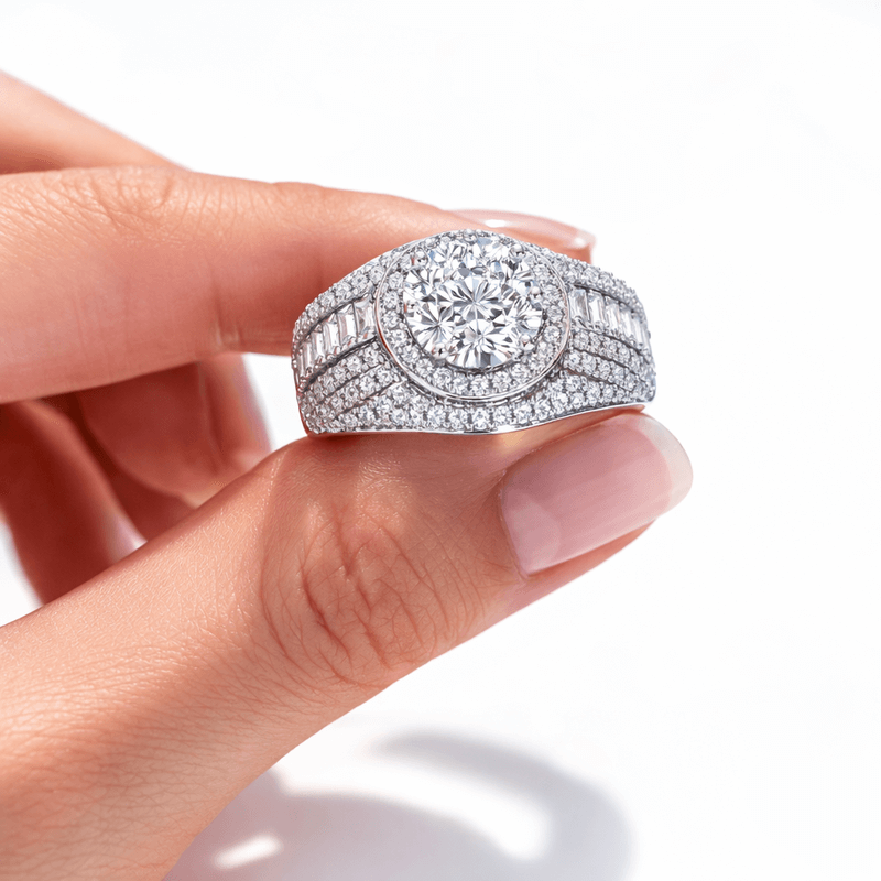 The Aurora Zircon Engagement Ring RIYOVA