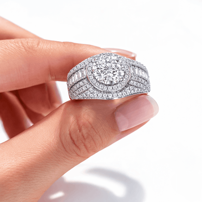 The Aurora Zircon Engagement Ring RIYOVA